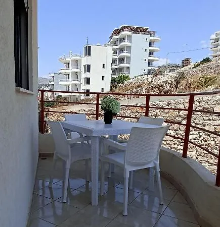 Green Apartment